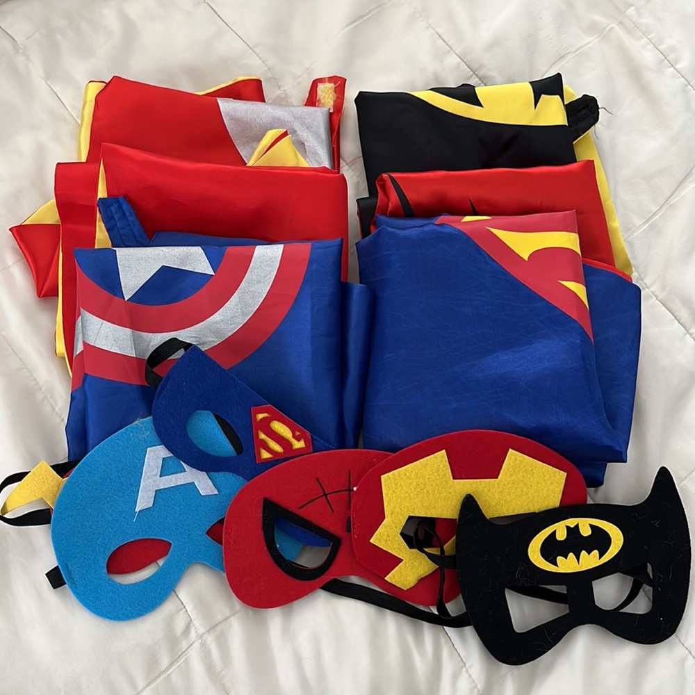 6 super hero capes and mask for kids dress up!